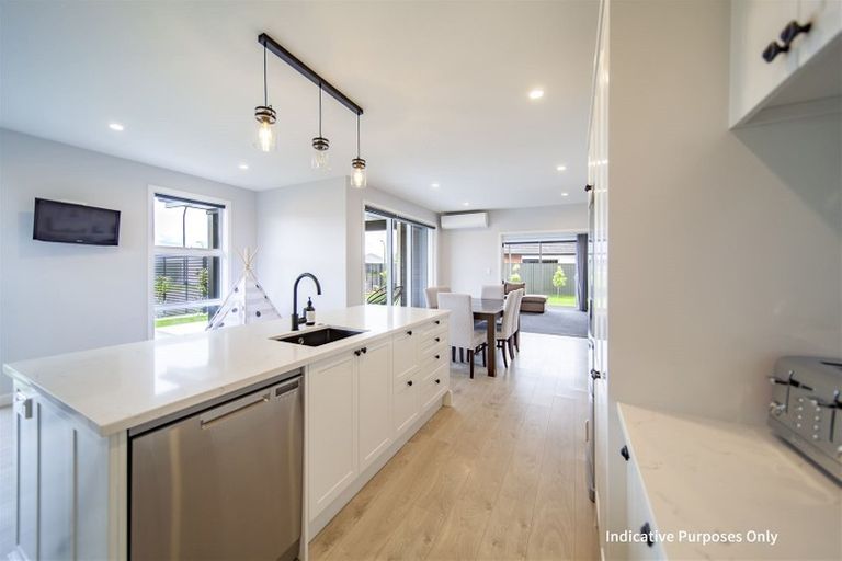 Photo of property in 25 Read Crescent, Clive, 4102