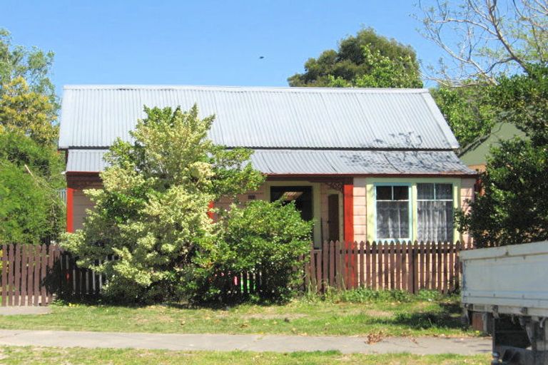Photo of property in 10 Berry Street, Gisborne, 4010