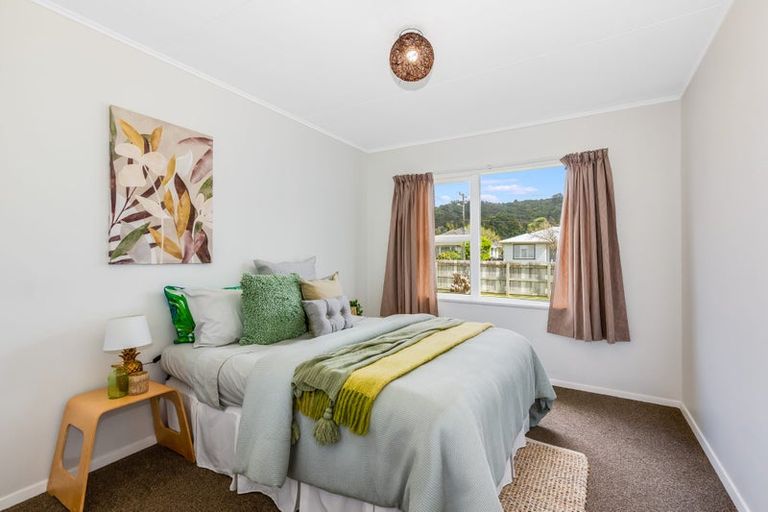 Photo of property in 42 Donnelley Drive, Wainuiomata, Lower Hutt, 5014