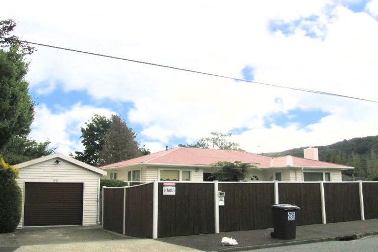 Photo of property in 59 Ebdentown Street, Ebdentown, Upper Hutt, 5018
