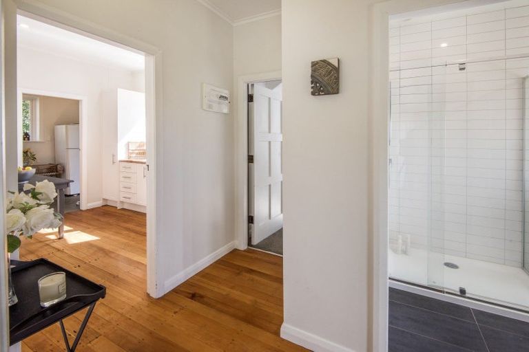 Photo of property in 9a Kerr Street, Devonport, Auckland, 0624