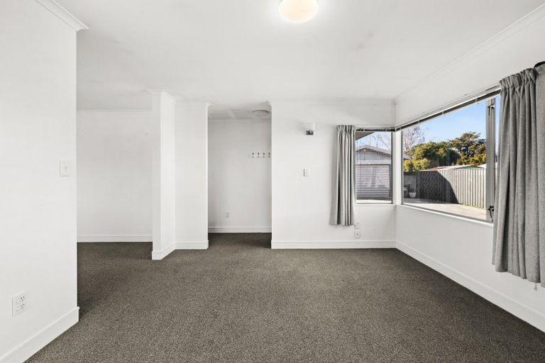 Photo of property in 2/52 Te Aute Road, Havelock North, 4130