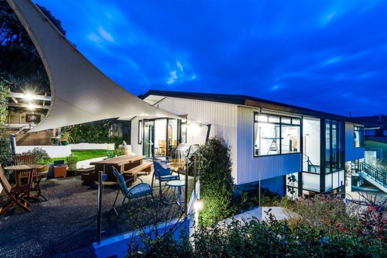 Photo of property in 3a Seapoint Road, Bluff Hill, Napier, 4110