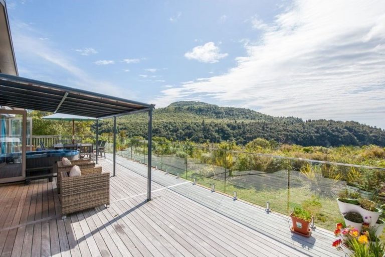 Photo of property in 62 Te Waaka Terrace, Kuratau, Turangi, 3381