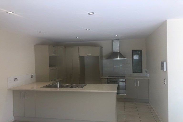 Photo of property in 10/7 The Avenue, Albany, Auckland, 0632