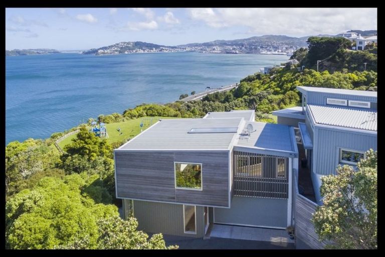 Photo of property in 50 Homebush Road, Khandallah, Wellington, 6035