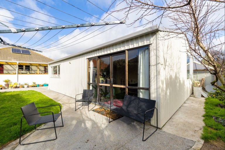 Photo of property in 28 Tyne Street, Roslyn, Palmerston North, 4414