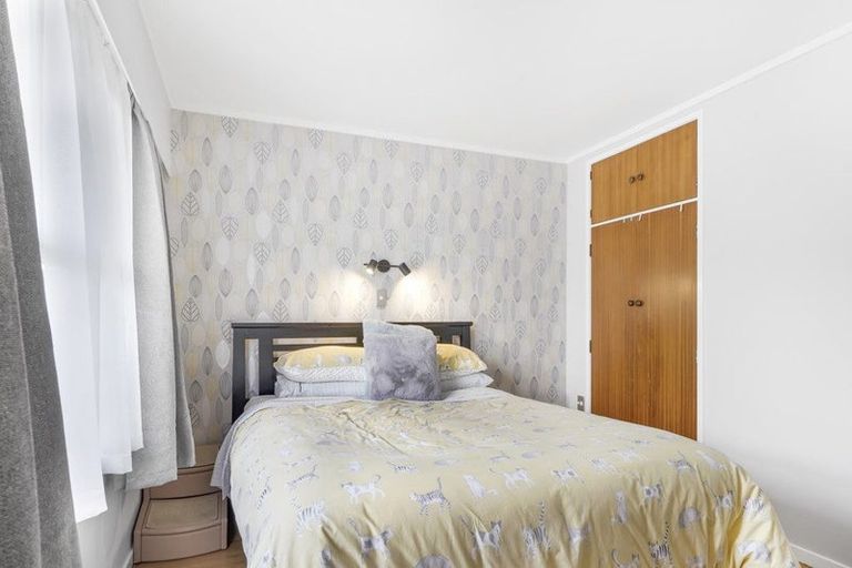 Photo of property in 1 Kingsley Street, St Andrews, Hamilton, 3200