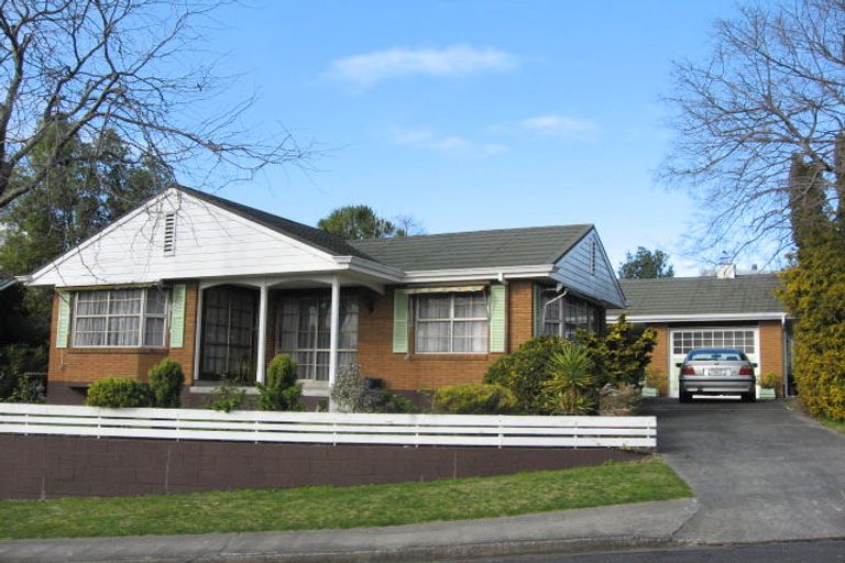 Photo of property in 29 Muritai Crescent, Havelock North, 4130