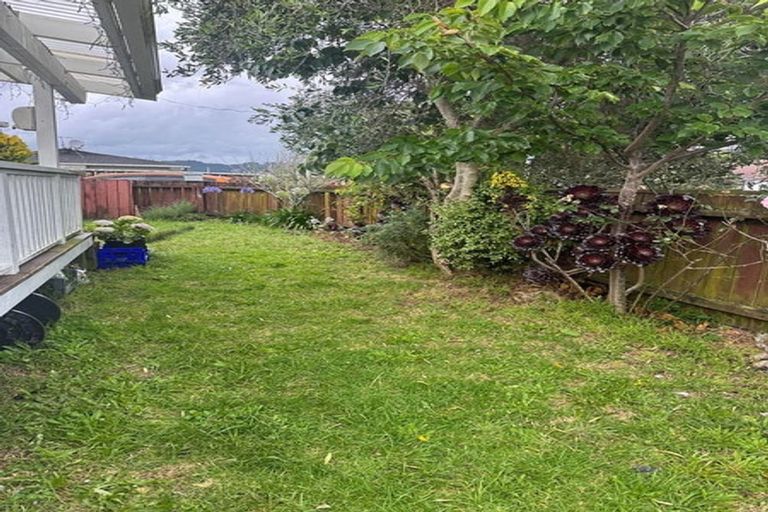 Photo of property in 7 Rawson Street, Tawa, Wellington, 5028