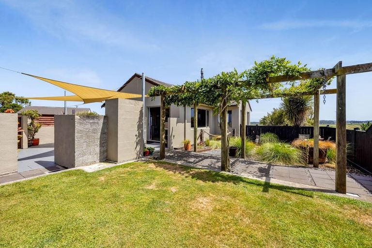 Photo of property in 355 Ngawhini Road, Hawera, 4674