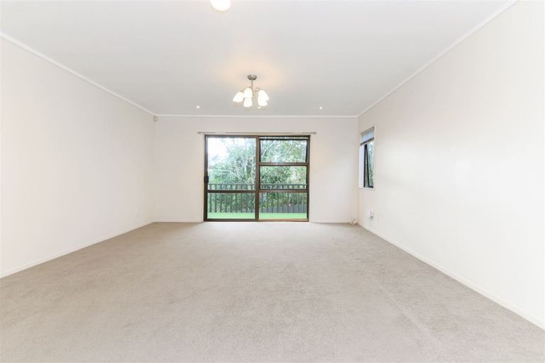 Photo of property in 2/38 Leo Street, Glen Eden, Auckland, 0602