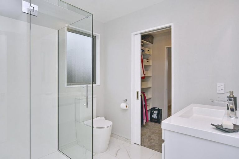 Photo of property in 16 Te Pakiaka Road, Pegasus, 7612