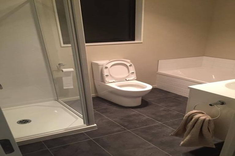 Photo of property in 16 Ragley Way, Rolleston, 7615