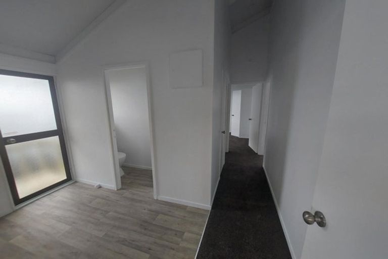 Photo of property in 8a Logan Place, Te Kamo, Whangarei, 0112