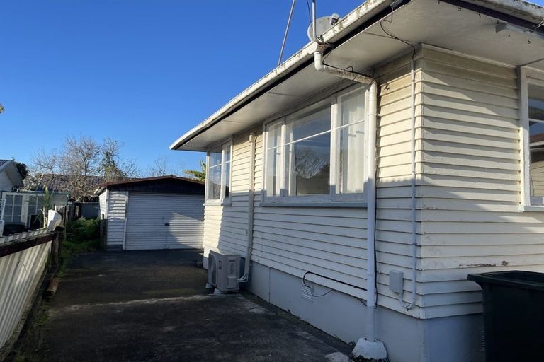 Photo of property in 49 Whitley Crescent, Otara, Auckland, 2023