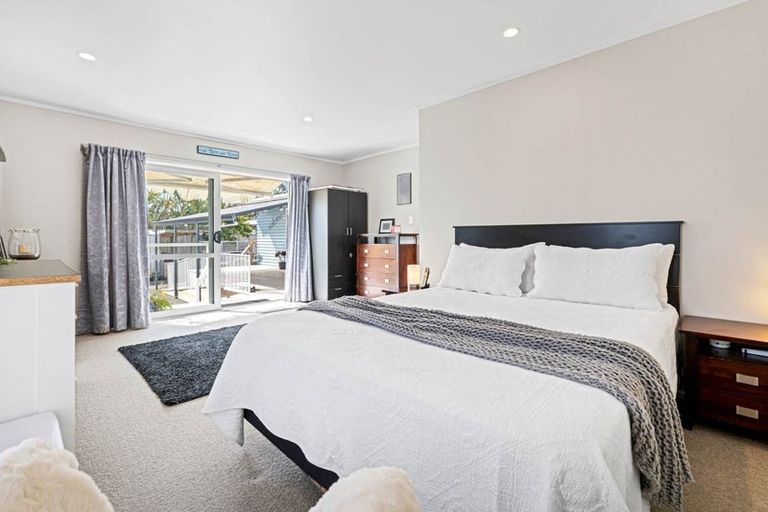 Photo of property in 62 Heybridge Street, Manurewa, Auckland, 2102