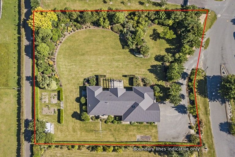 Photo of property in 76 Stott Drive, Darfield, 7571