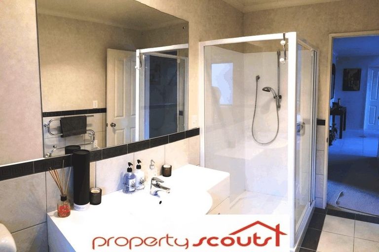 Photo of property in 49 Carousel Crescent, East Tamaki Heights, Auckland, 2016