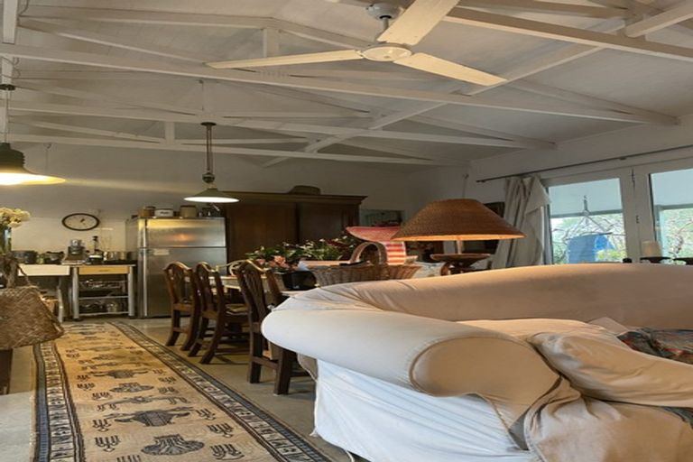 Photo of property in 62 Kuratawhiti Street, Greytown, 5712