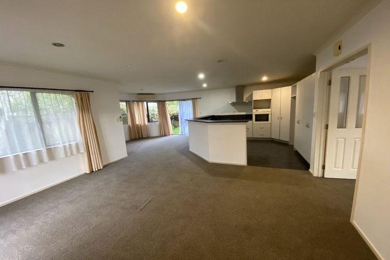 Photo of property in 94 Landing Drive, Albany, Auckland, 0632