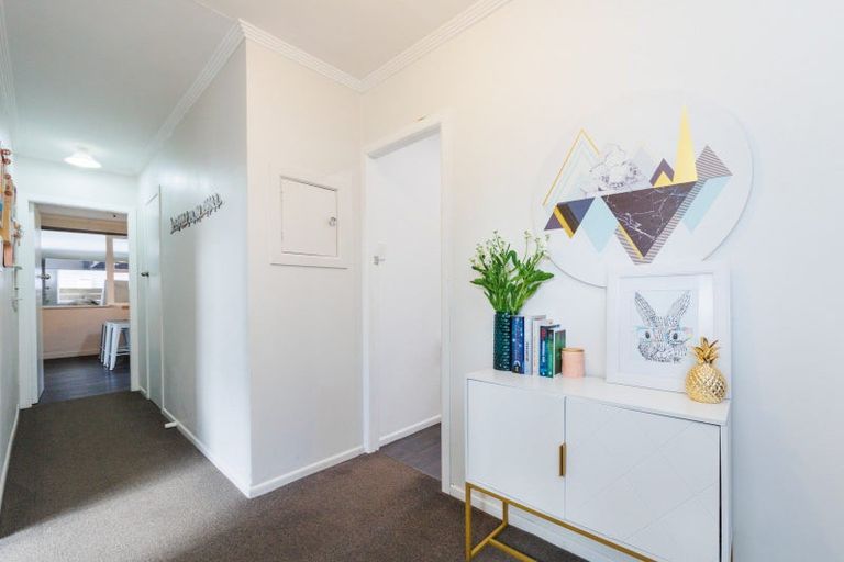 Photo of property in 47 Parkland Crescent, Terrace End, Palmerston North, 4410