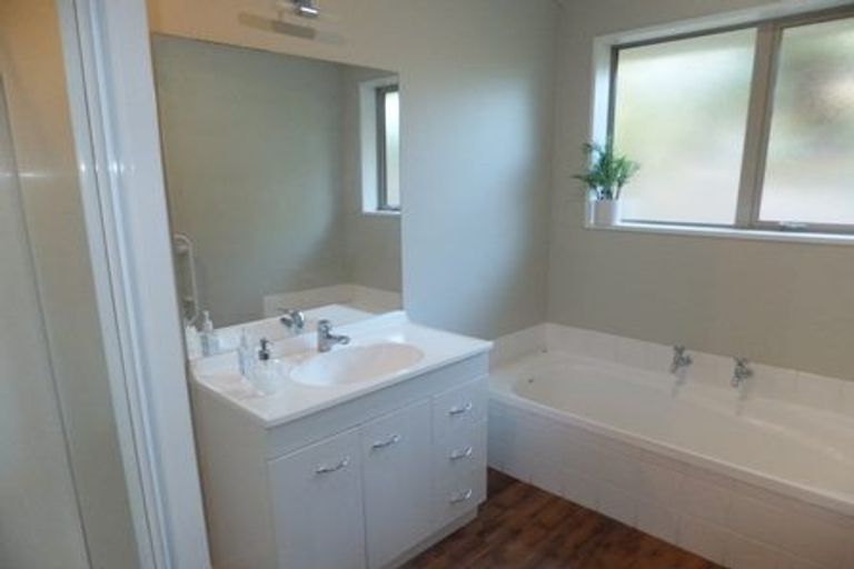 Photo of property in 103 Halberg Street, Dallington, Christchurch, 8061