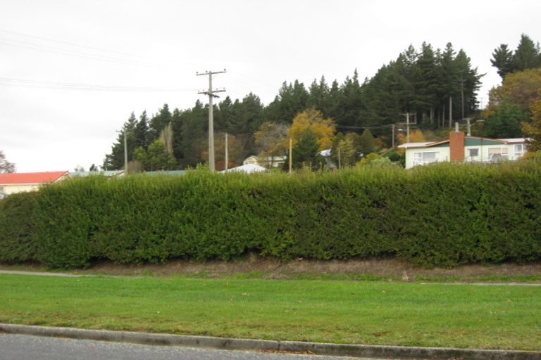 Photo of property in 62 Salcombe Street, Kaitangata, 9210