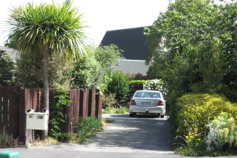 Photo of property in 55a Kent Lodge Avenue, Avonhead, Christchurch, 8042