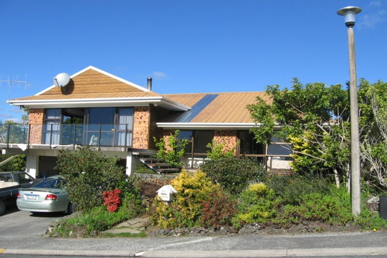 Photo of property in 31 Te Haumi Drive, Paihia, 0200