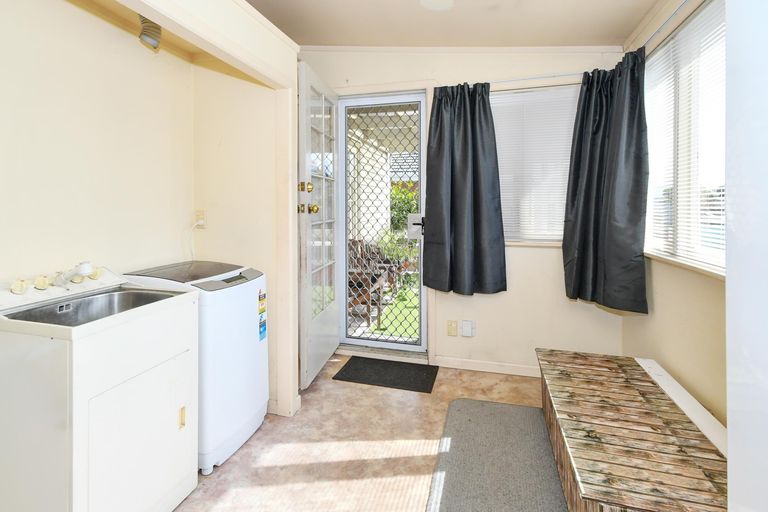 Photo of property in 154 Carruth Road, Papatoetoe, Auckland, 2025