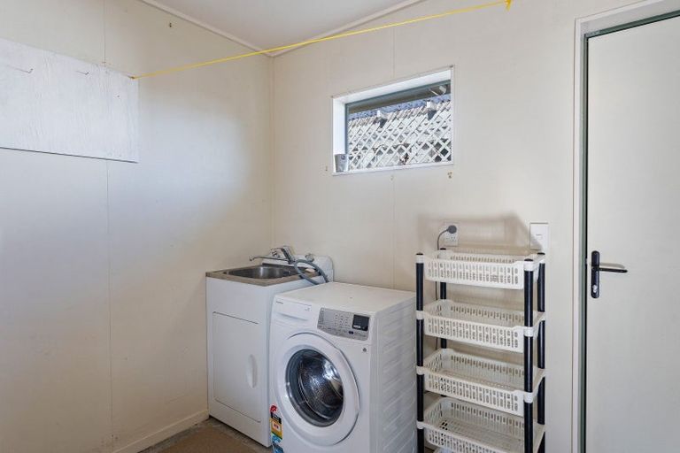 Photo of property in 6 Waihurihia Street, Otaki, 5512