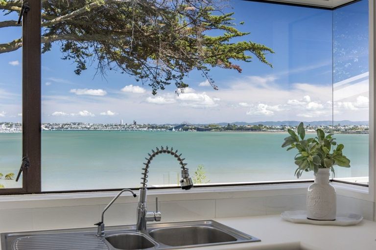 Photo of property in 13 Herbert Street, Hauraki, Auckland, 0622