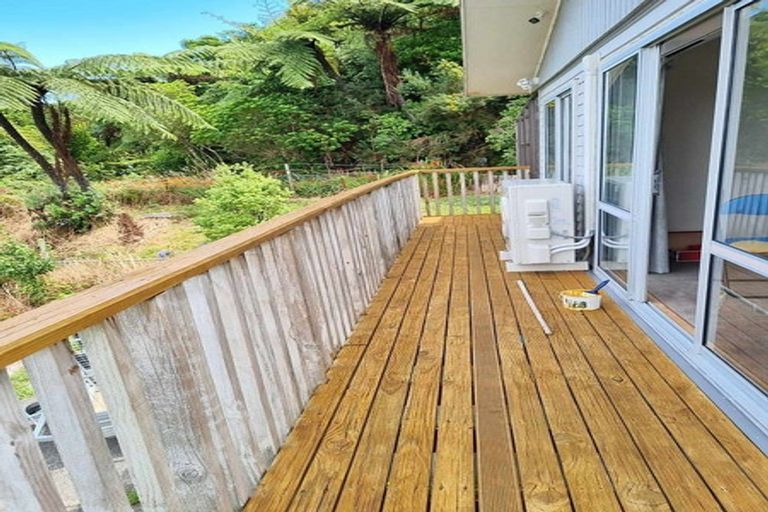 Photo of property in 7 Hibiscus Grove, Maungaraki, Lower Hutt, 5010