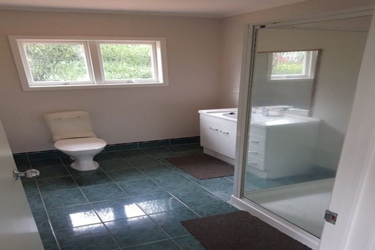 Photo of property in 39 Bayview Road, Browns Bay, Auckland, 0630