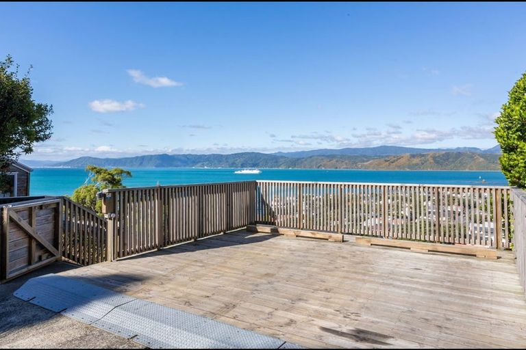 Photo of property in 50 Ferry Street, Seatoun, Wellington, 6022