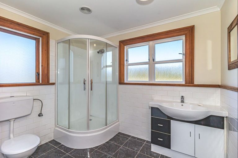 Photo of property in 8 Whelans Road, Levin, 5571