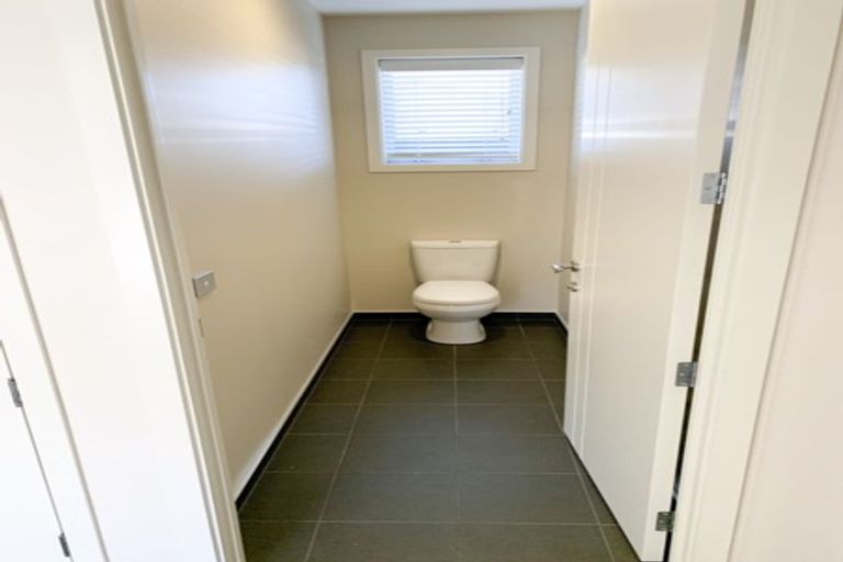 Photo of property in 3 Awarua Road, Pegasus, 7612