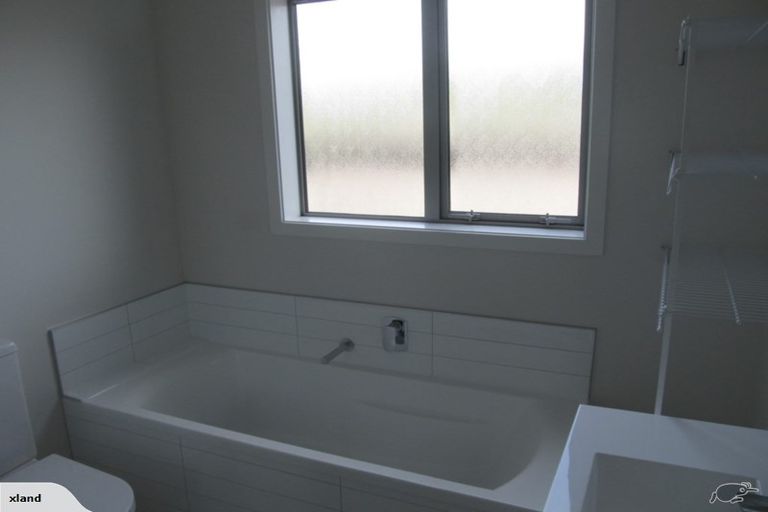 Photo of property in 25 Mascot Street, Tawa, Wellington, 5028