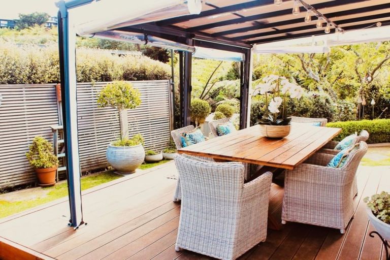 Photo of property in 115a Normandale Road, Normandale, Lower Hutt, 5010