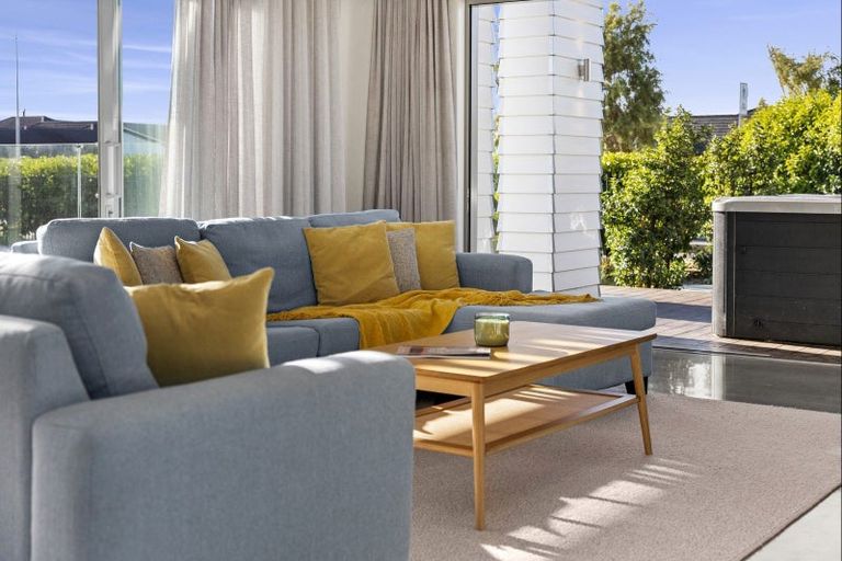 Photo of property in 1 Alan Livingston Drive, Cambridge, 3434