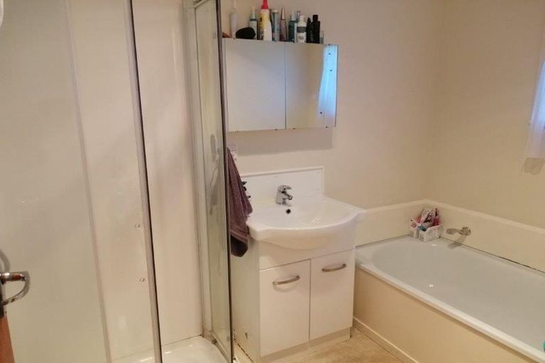 Photo of property in 64 Angelo Avenue, Howick, Auckland, 2014