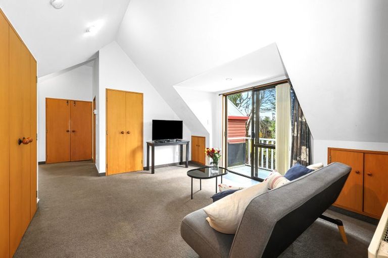 Photo of property in 1/37c Glenharrow Avenue, Avonhead, Christchurch, 8042