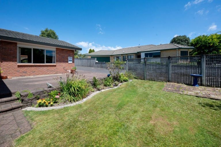 Photo of property in 4a Hoyte Place, Pukehangi, Rotorua, 3015