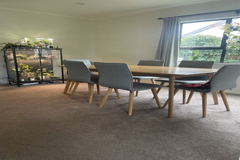 Photo of property in 3/72 Moore Street, Howick, Auckland, 2014