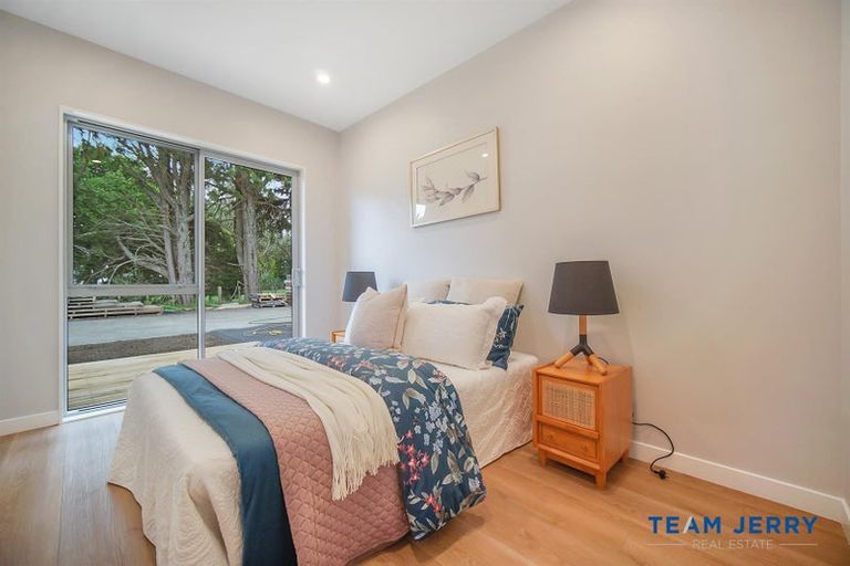 Photo of property in 25 Yellow Pear Lane, Karaka, 2578