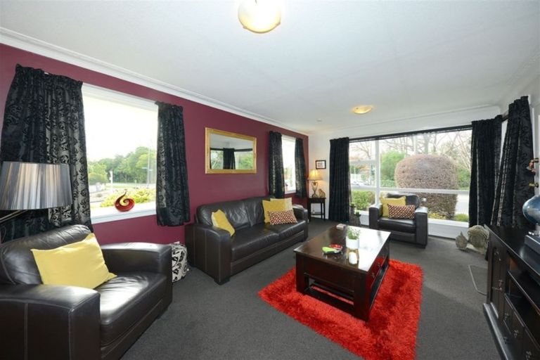 Photo of property in 1/293 Waimairi Road, Ilam, Christchurch, 8041