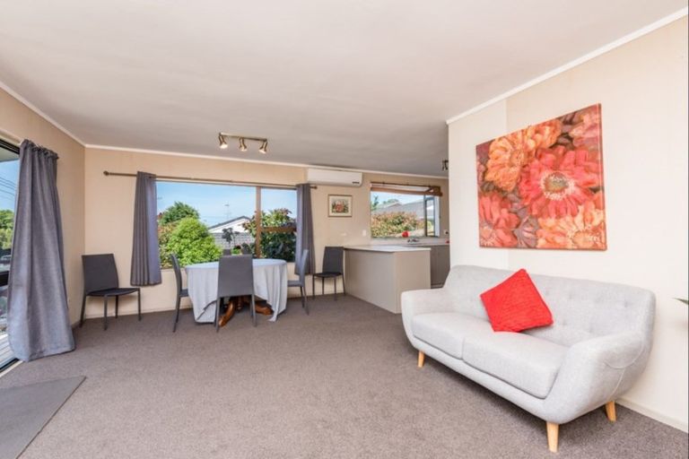 Photo of property in 23 Hurley Road, Paraparaumu Beach, Paraparaumu, 5032