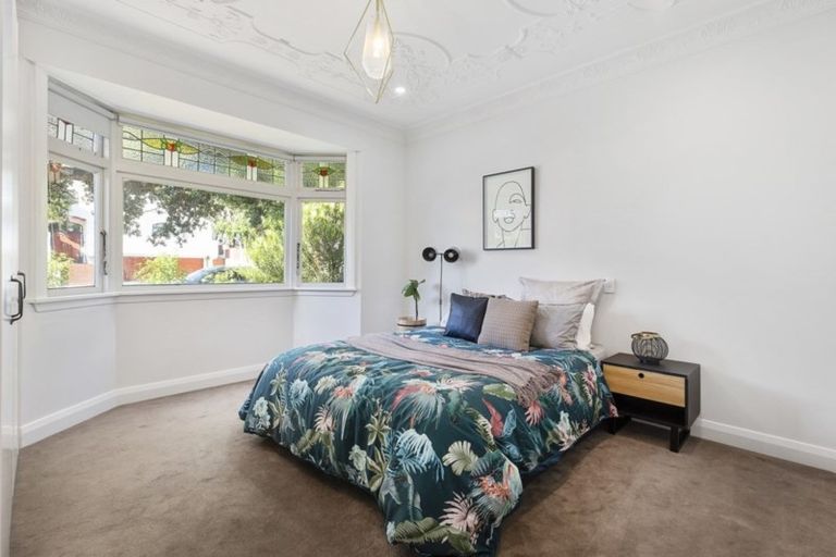 Photo of property in 72 The Parade, Island Bay, Wellington, 6023