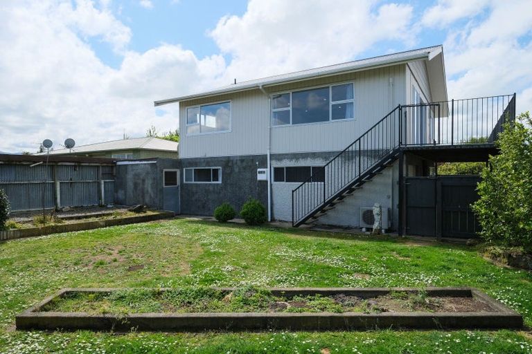 Photo of property in 2 Princess Street, Dannevirke, 4930